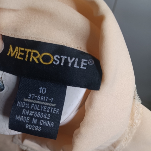 Metrostyle Cream Ruffle Front Blouse - Picture 8 of 13